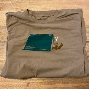 Men’s Patagonia tee